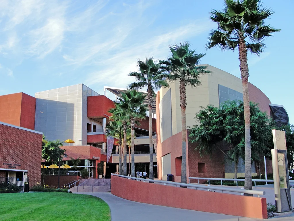 Cal State University Los Angeles
